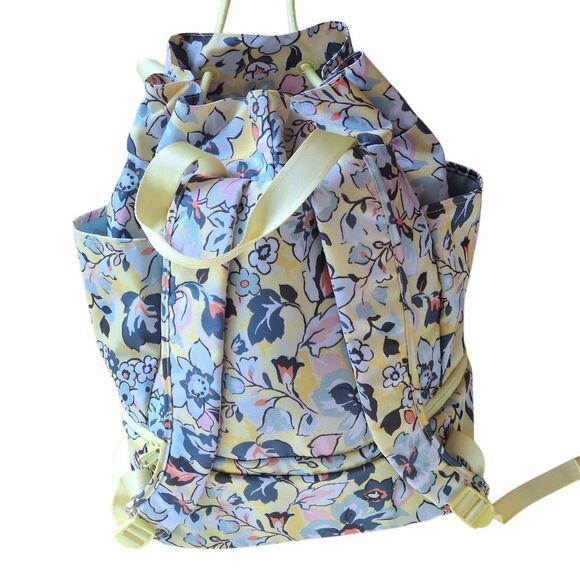 Vera Bradley Sunny Garden ReActive Backpack Sport Bag Yellow Floral Huge NWOT - Picture 4 of 16